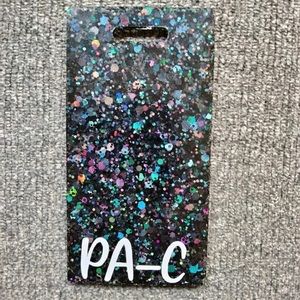 Black Customizable Vertical Badge Buddy